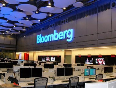 Το Bloomberg προειδοποιεί για τις επενδύσεις στο Ελληνικό και τις Σκουριές